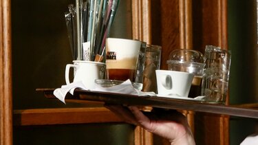 σερβιτόρος