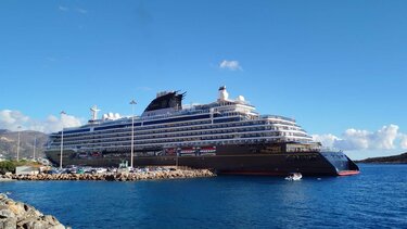 Κρουαζιερόπλοιο, Άγιος Νικόλαος