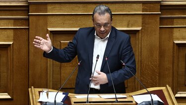 Σωκράτης Φάμελλος, Βουλή