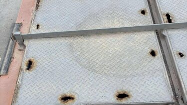 Φρεάτιο, Κολυμβητήριο