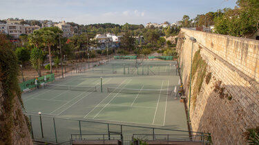 gipedo tenis irakleio