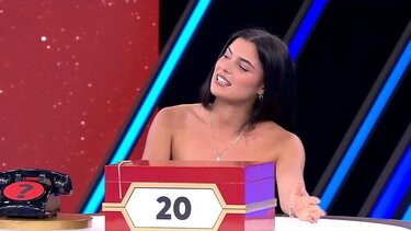 Μαλένα Βλοντάκη, Deal