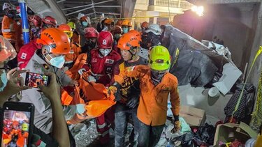 Ινδονησία κατάρρευση κτηρίου