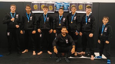 Ζίου Ζίτσου Λύκοι