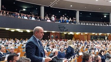 Παρέμβαση Ροκάκη στο Ευρωπαϊκό Κοινοβούλιο των επιχειρήσεων για στήριξη των νησιωτικών επιχειρήσεων