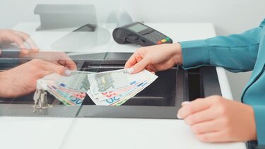 xrimata lefta euro exodikastikos