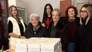 Χριστουγεννιάτικα γλυκίσματα από τα μέλη των Κ.Α.Π.Η Αγίου Νικολάου – Νεάπολης στο Κοινωνικό Παντοπωλείο του Δήμου Αγίου Νικολάου