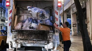 Απορριμματοφόρο, Αποκομιδή Απορριμμάτων