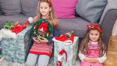 hristoygenna paidia dora