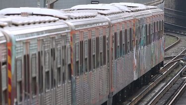 Νεκρός άνδρας που έπεσε στις ράγες του τρένου στα Κάτω Πατήσια