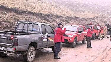 Χωρίς τις αισθήσεις τους, κάτω από χιονοστιβάδα, εντοπίστηκαν οι αγνοούμενοι ορειβάτες στα Βαρδούσια