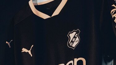 Με την ασπίδα στην καρδιά