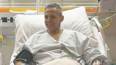 Ο 55χρονος ήρωας του Κραν Μοντανά έσωσε δέκα νέους με γυμνά χέρια από τη φονική πυρκαγιά - «Έβλεπα ανθρώπους να καίγονται ζωντανοί»