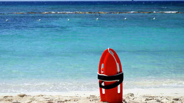 Όταν κάθε δευτερόλεπτο μετρά - Η καθοριστική συμβολή ναυαγοσώστη σε τρία περιστατικά κινδύνου