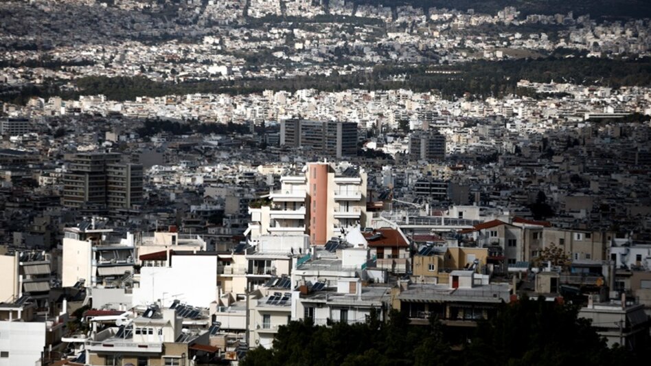 Αγορά ακινήτων: Τρεις θέλουν να αγοράσουν, ένας πουλάει!