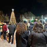 Ηράκλειο: Πλήθος κόσμου στο κέντρο για την υποδοχή του νέου έτους - Δείτε βίντεο