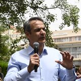 Με το... μισό Υπουργικό Συμβούλιο στο Ρέθυμνο ο Κ. Μητσοτάκης