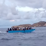 "Πόρτα" από τον Δ.Ηρακλείου: Δεν υπάρχει χώρος ιδιοκτησίας του που ενδείκνυται για φιλοξενία μεταναστών