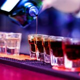 Σοκάρουν τα στοιχεία για τις συνήθειες των 16χρονων: Καπνίζουν, πίνουν και παίζουν τυχερά παιχνίδια!