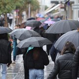 Καιρός: Έρχονται ισχυρές βροχές και καταιγίδες – Σε ποιες περιοχές τα φαινόμενα θα είναι επικίνδυνα