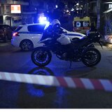 Άγιος Παντελεήμονας: Νεκρός άνδρας από πυροβολισμούς στη μέση του δρόμου!