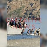 Viral το βίντεο του Cretalive με την "απόβαση" των μεταναστών – Πλησιάζουν κι άλλα σκάφη προς την Κρήτη!