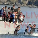 Μεταναστευτικό: «είστε σε σειρά προτεραιότητας, αναμείνατε στο ακουστικό σας»