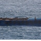 Φτιάχνει ο καιρός, συνεχίζονται οι καραβιές των μεταναστών