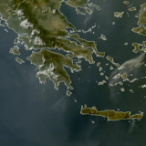 Δορυφορική εικόνα με τους καπνούς από την πυρκαγιά στην Ιεράπετρα και σε άλλες περιοχές της χώρας