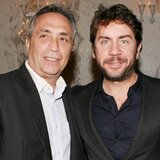 Γιώργος Μαζωνάκης: Ορισμένα μέλη της οικογένειάς του προσπαθούν να τον καταστρέψουν, υποστηρίζει ο κουμπάρος του