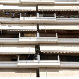 Παλαιό Φάληρο: Εντοπίστηκαν κηλίδες αίματος της 3χρονης στο σπίτι της μητέρας - Ατύχημα ή κακοποίηση;