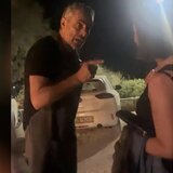 Άγριο επεισόδιο μεταξύ Εβραίων και ιδιοκτήτη ταβέρνας στη Νάξο με αφορμή αυτοκόλλητα υπέρ της Παλαιστίνης