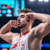 Σενγκούν: Ο πιο μισητός παίκτης για τους Έλληνες φιλάθλους ορκίζεται νέες νίκες για την Τουρκία