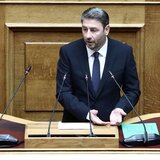 Νίκος Ανδρουλάκης: «Ο «Νιόνιος» δεν είναι πια κοντά μας, αλλά θα είναι πάντα στις καρδιές μας»