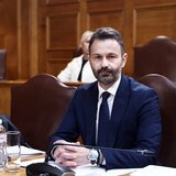 ΟΠΕΚΕΠΕ: Ένταση με τον Ζερβό στην εξεταστική