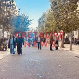 Black... Sunday: Ανοιχτά καταστήματα, προσφορές και καλοκαιρία γέμισαν το κέντρο