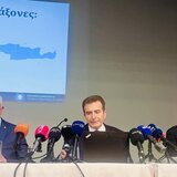 Χρυσοχοΐδης για όπλα: Νομοθετικό «κεφαλοκλείδωμα», επιχειρησιακό σφυροκόπημα