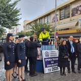 Δεν τους πτόησε η βροχή: Αναβίωσε το έθιμο της βαρέλας στο κέντρο της πόλης - Δείτε φωτογραφίες!