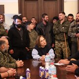 "Η μας πληρώνουν ή φεύγουν"! - Τι ζητούν οι αγροτοκτηνοτρόφοι, υπό κατάληψη η Αποκεντρωμένη 