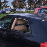 Ηράκλειο: Στόχος έγιναν περισσότερα από 20 οχήματα σε χώρο στάθμευσης του Αεροδρομίου