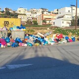 Ηράκλειο: Στα όριά τους κάτοικοι στην Κορώνη Μαγαρά για τα σκουπίδια